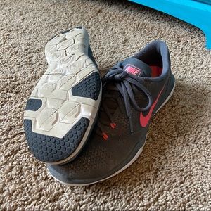 Nike Flywire Flex Supreme TR 5